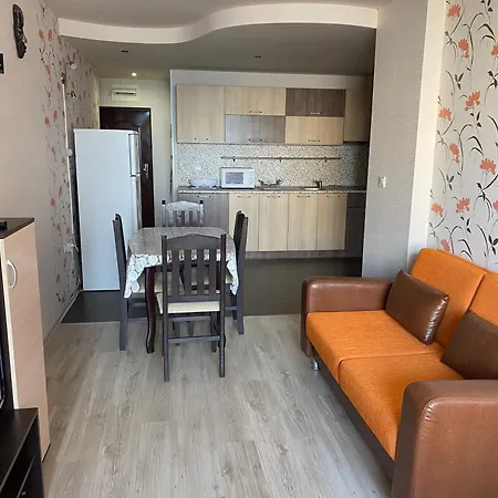 Raija - Sea View Apartament *